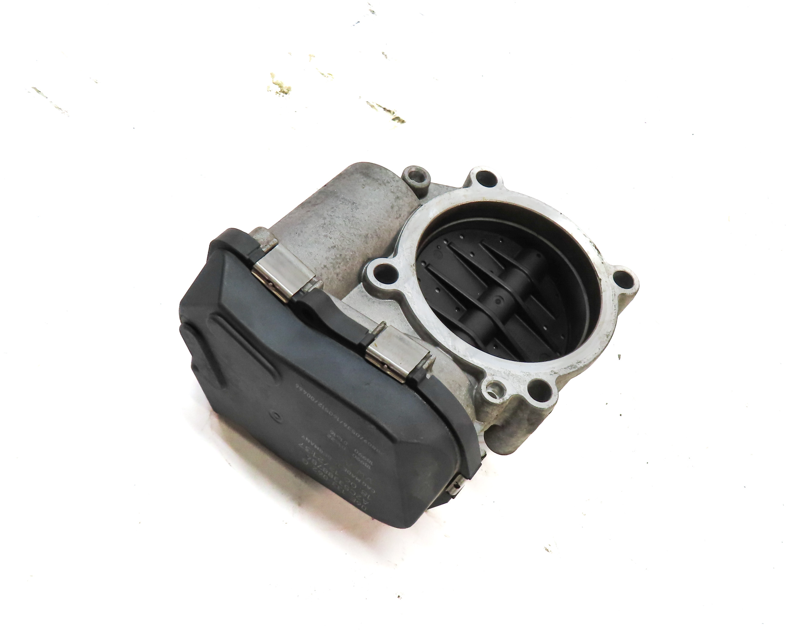 09-17 AUDI A4 A5 S5 S6 S7 S8 Q5 SQ5 (B8 8K 8T 8R C7) 3.0L / 3.2L THROTTLE BODY — exact item pictured
